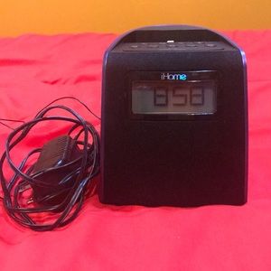 iHome iPhone charger/ alarm clock/ radio
